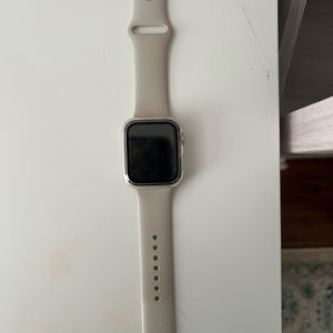 Apple Watch Series 7